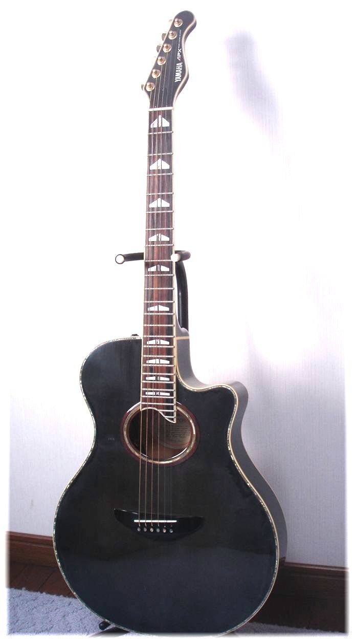 ギター ヤマハ APX-20S シングルヘッド 長渕 剛 - アコースティックギターブリッジの浮きはあります